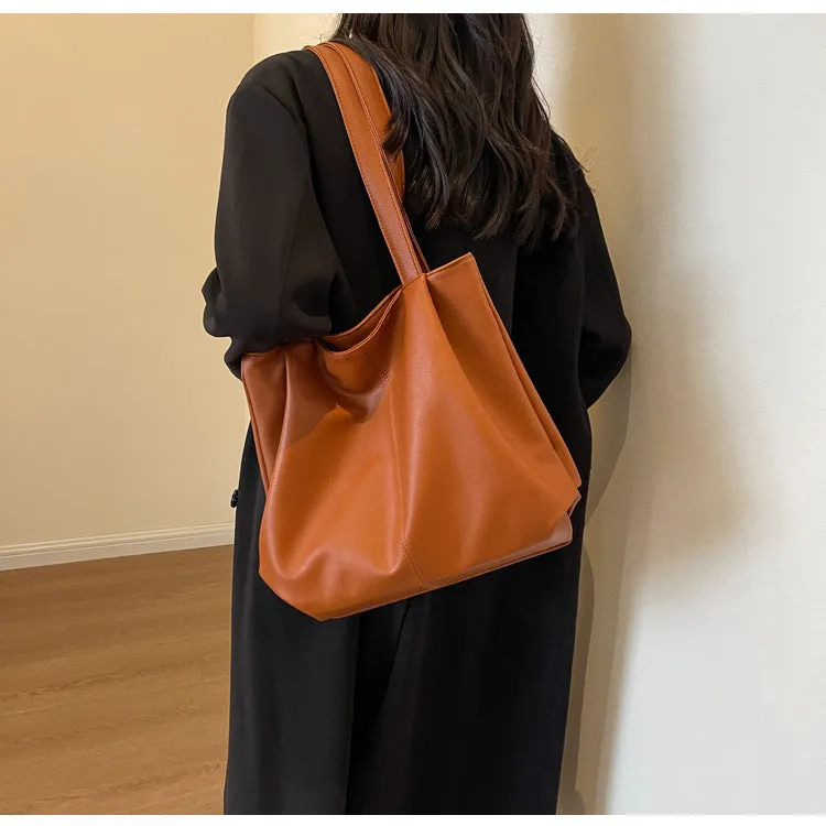 Claudia - Leather Tote Bag