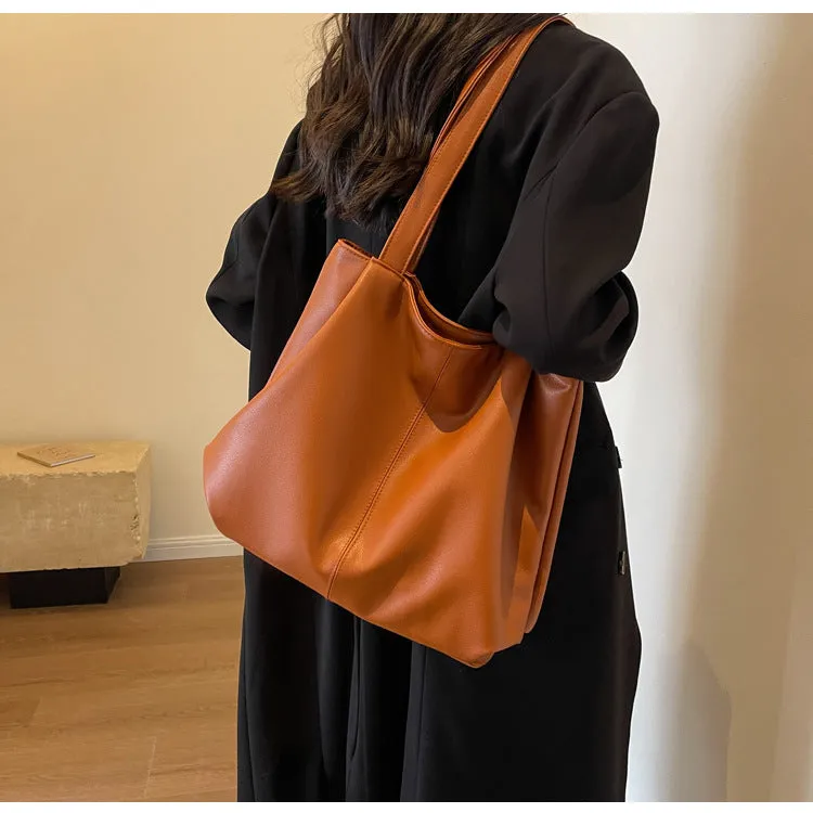 Claudia - Leather Tote Bag