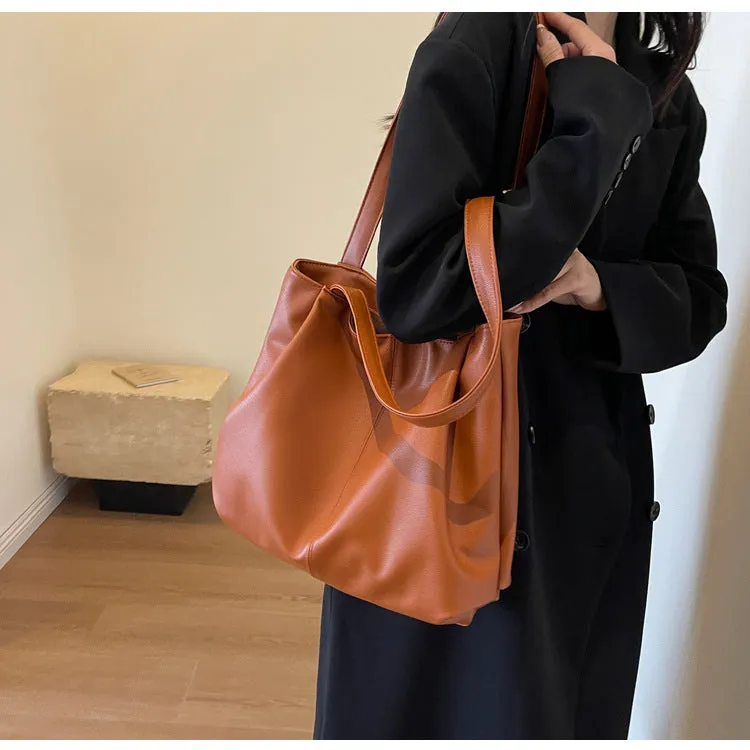 Claudia - Leather Tote Bag