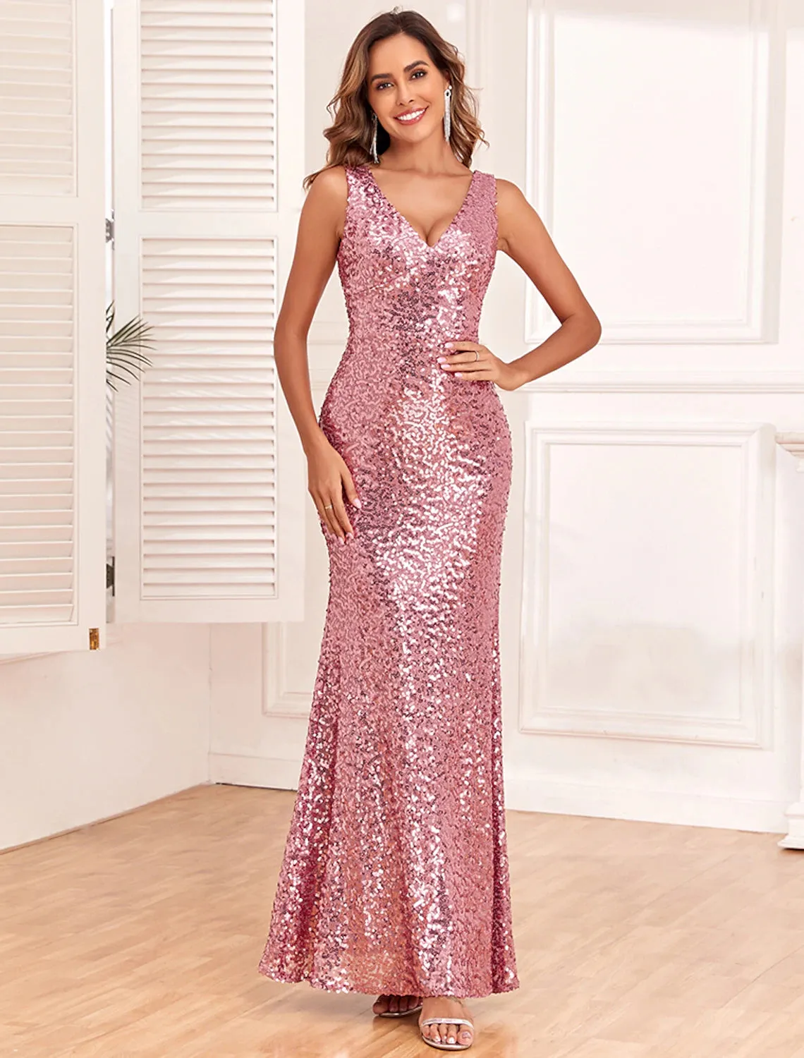 Luolandi Mermaid / Trumpet Evening Gown Elegant Dress Evening Party Prom Floor Length Sleeveless V Neck Bridesmaid Dress Sequined Backless