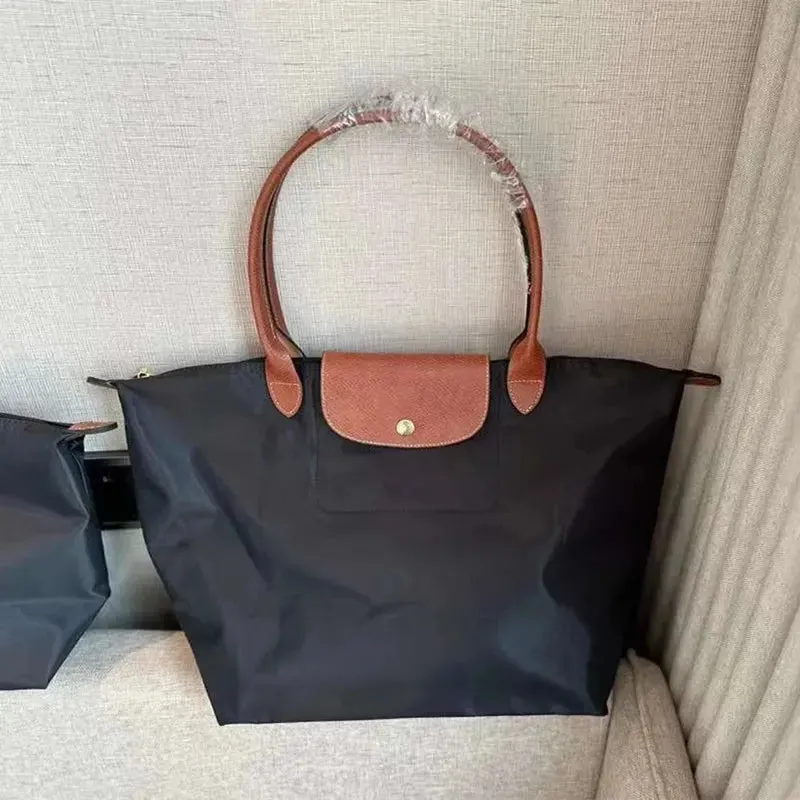 Nylon Shoulder Bag New Ladies Handbag Trend Simple New Style Fashion And Casual Large-Capacity Dumpling-Shaped Tote Bag 2024