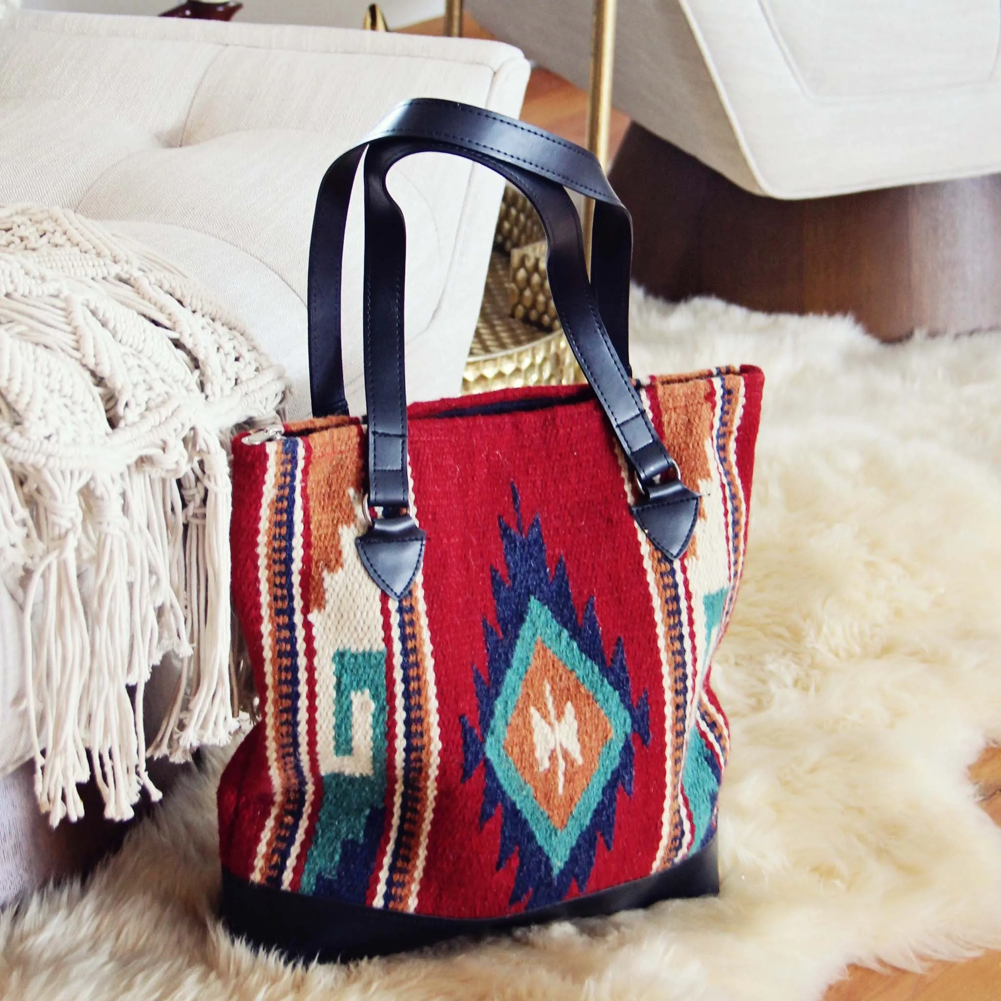 Sierra Vista Rug Bag in Shadow