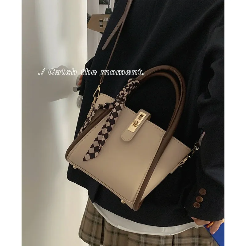 Women's Bag Contrast Color Retro Easy Matching Ins Handbags